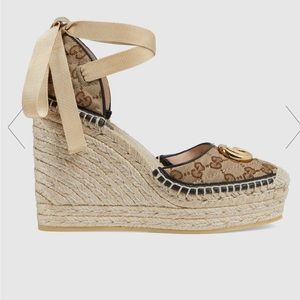 WOMEN'S GG MATELASSÉ PLATFORM ESPADRILLE size 38 (fits like 7.5)